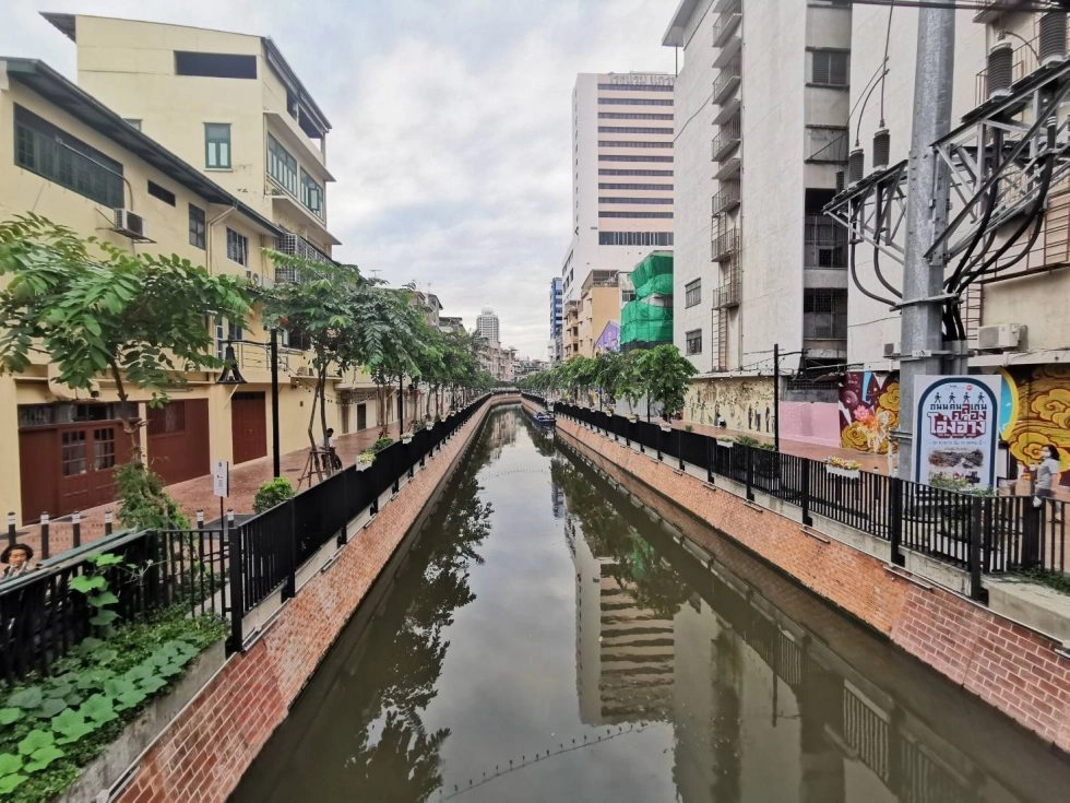 Revonated Khlong Ong Ang canal.