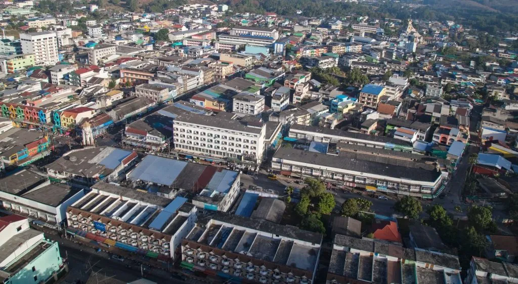 Yala's unique city planning, with 400 streets criss-crossing each other like a spider web.