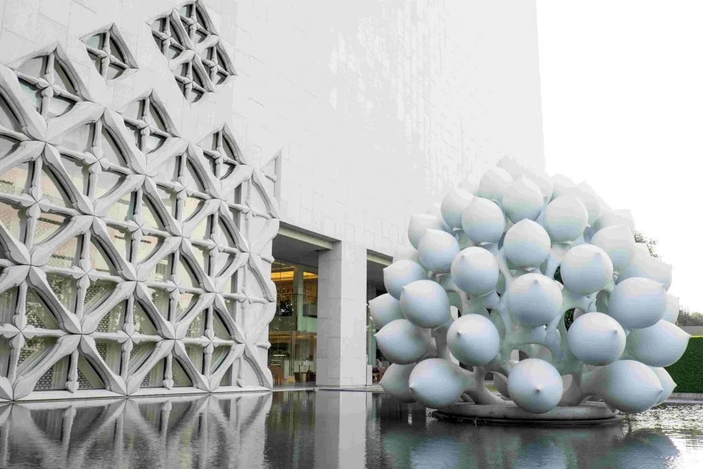 The MOCA building, housing collections of contemporary art.