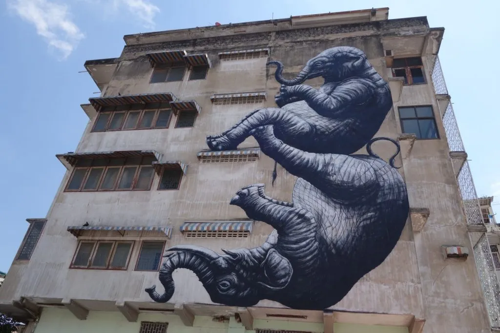 Artwork of Elephants by ROA, which is a part of the Bukruk 2 Urban Arts Festival.