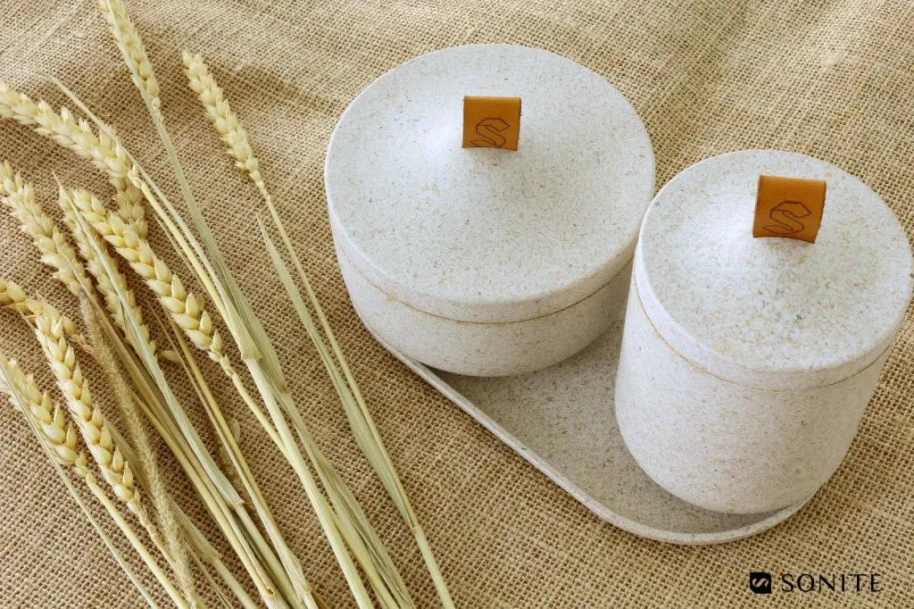 Sonite's tagines made of natural rice husk.