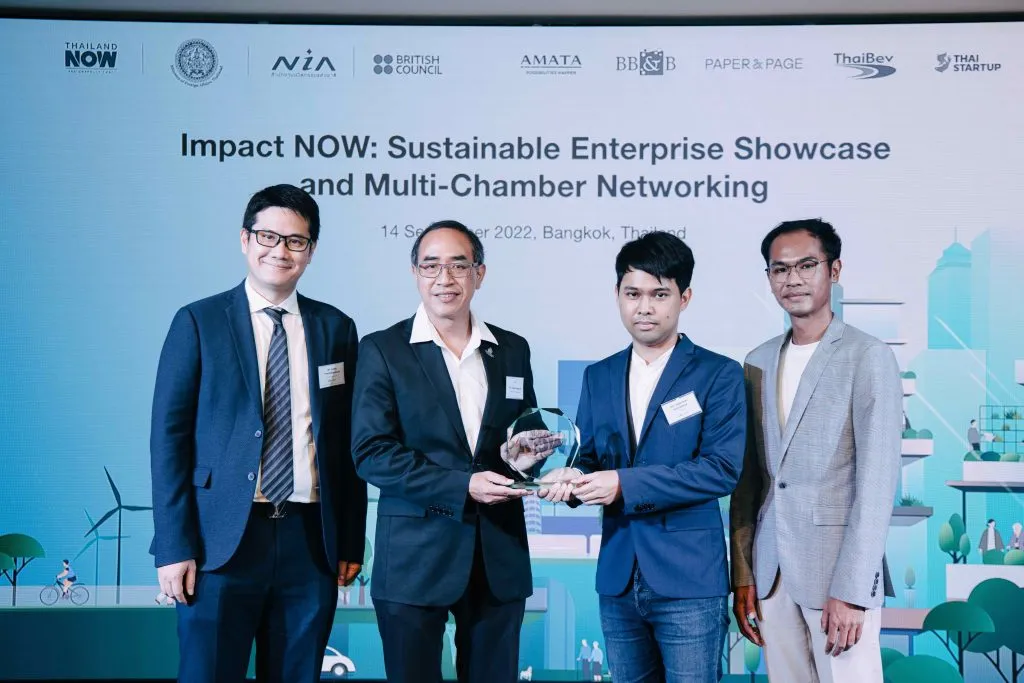 Find Folk, the winner of the Impact NOW Best in Show award 2022 with Mr. Tanee Sangrat and Mr. Satha Vanalabhpatana