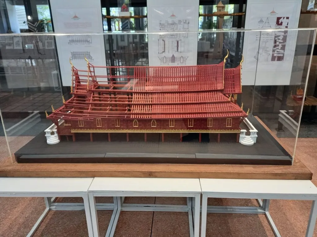 Traditional Thai timber architecture, exhibition by Silpakorn University