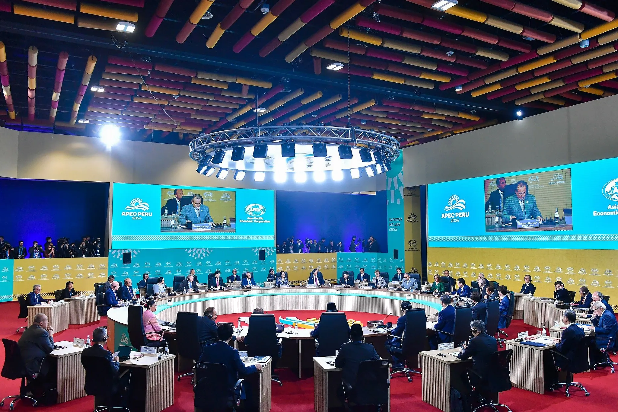 The APEC Economic Leaders' Retreat held at the Lima Convention Centre