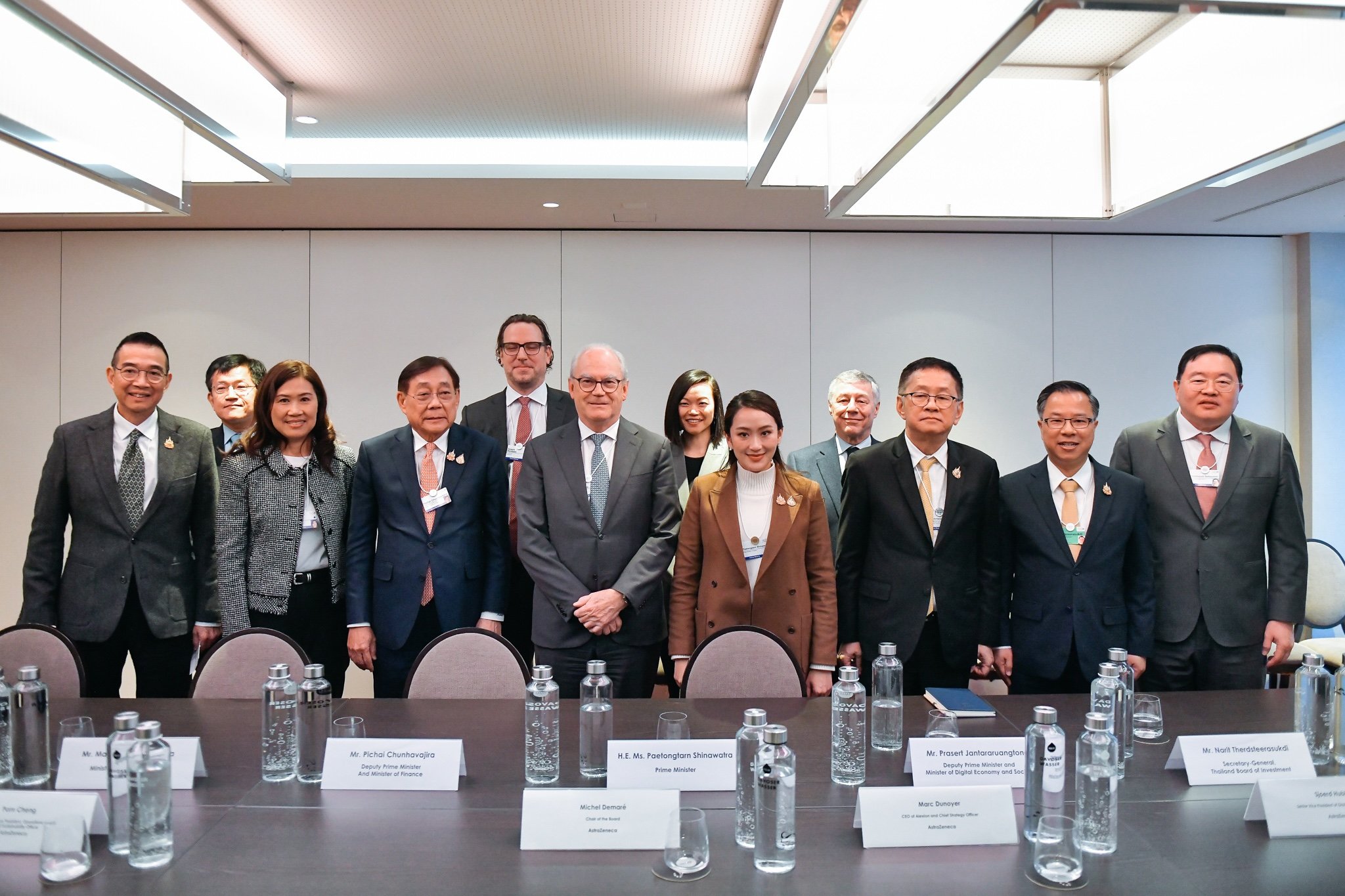 Prime Minister meets with Astrazeneca