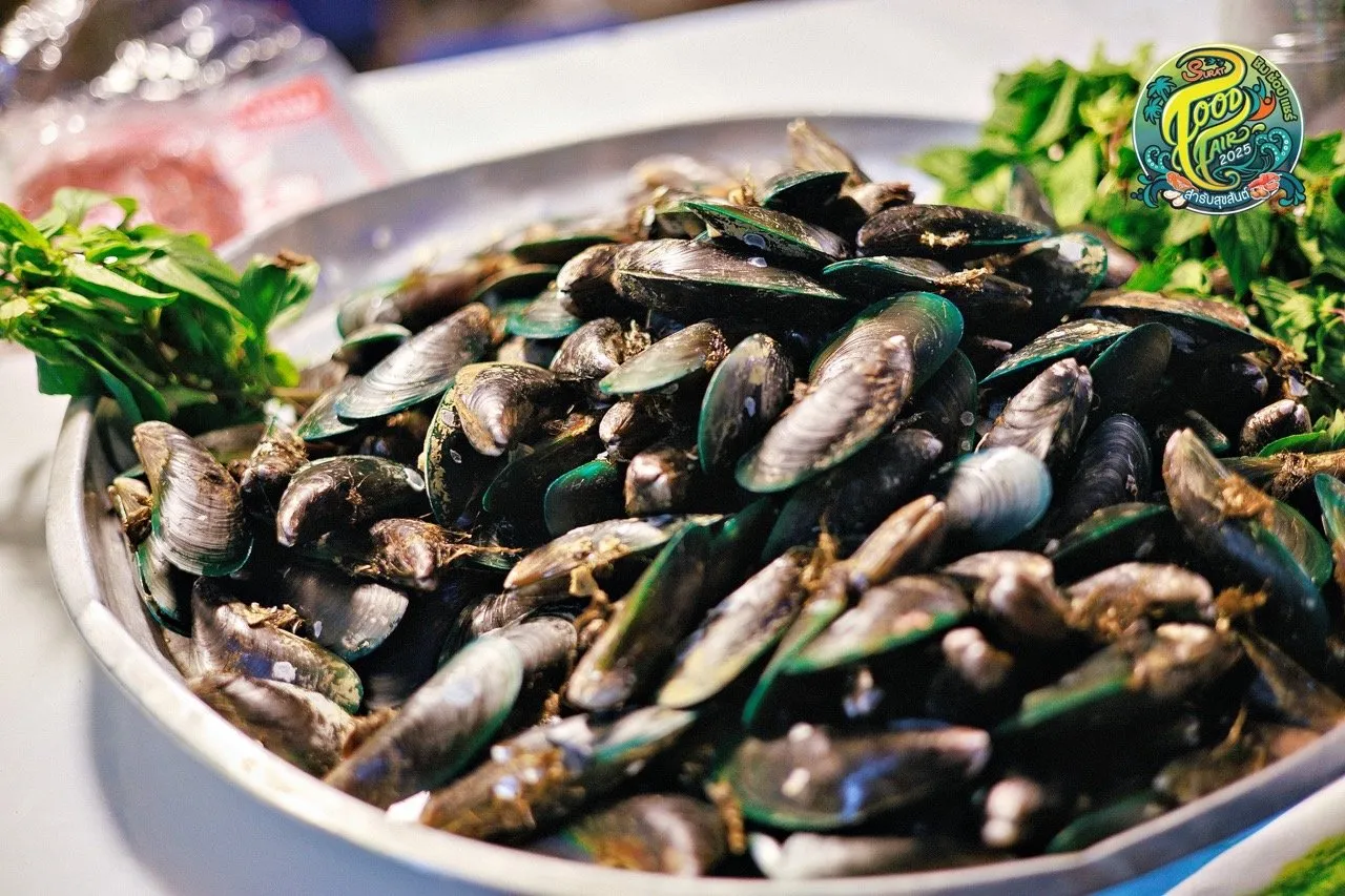 Grilled seafood at the Surat Food Fair