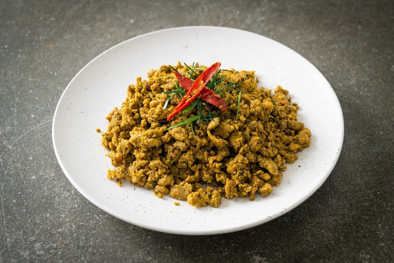 Khua Kling or Dry-Fried Spicy Pork