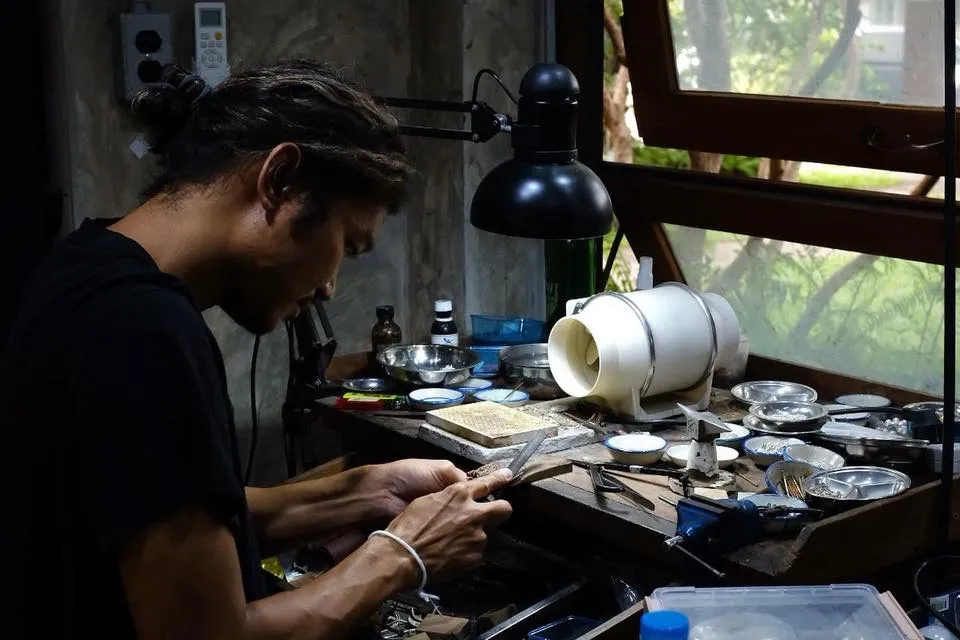 Thai metalwork