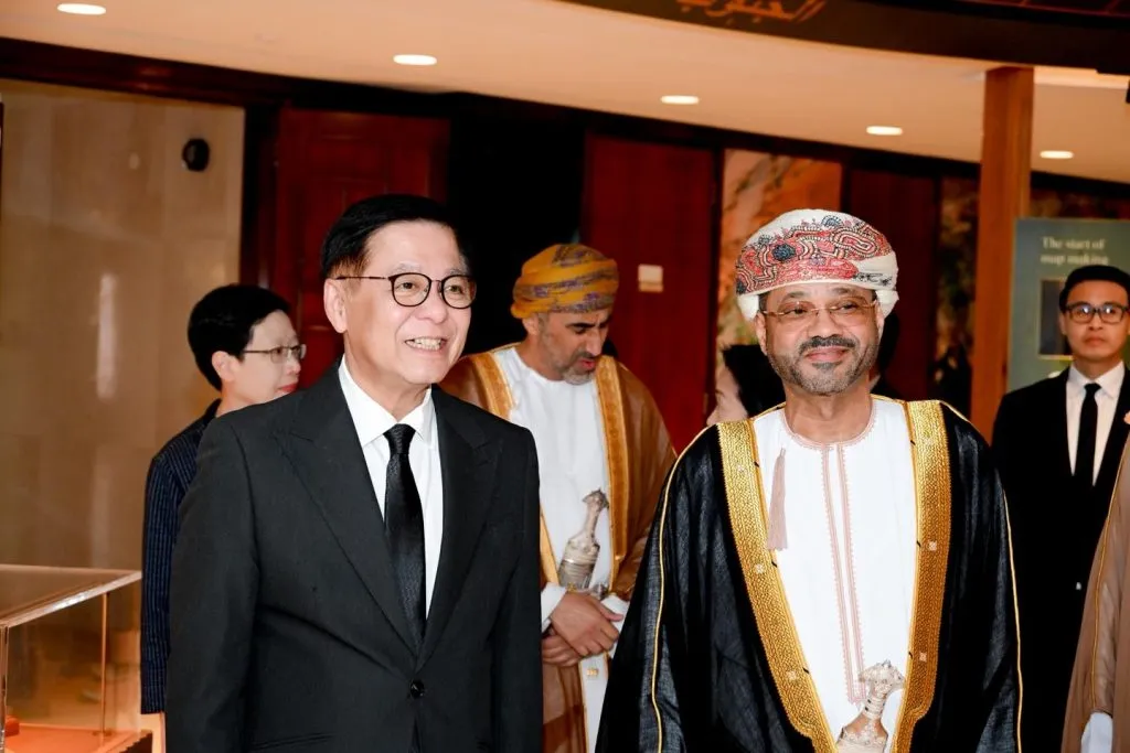 Thai Deputy Prime Minister and Minister of Foreign Affairs Sihasak Phuangketkeow next to Omani Foreign Minister Sayyid Badr bin Hamad Al Busaidi