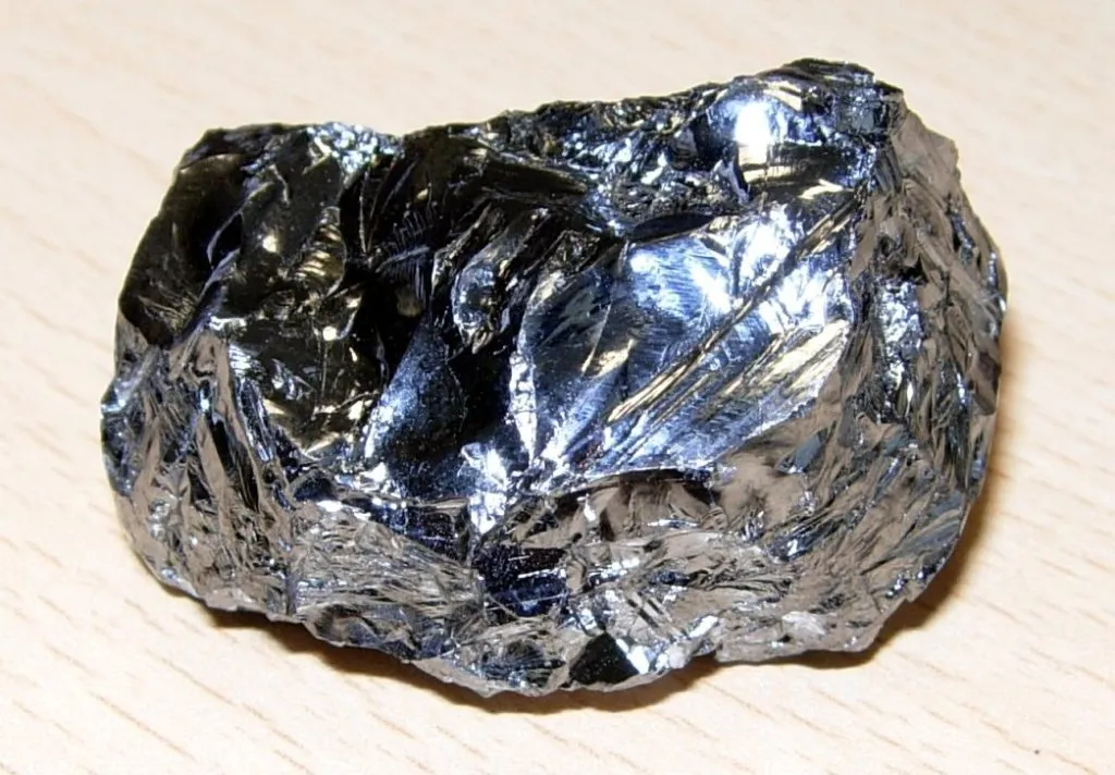 A lump of silicon metal.
