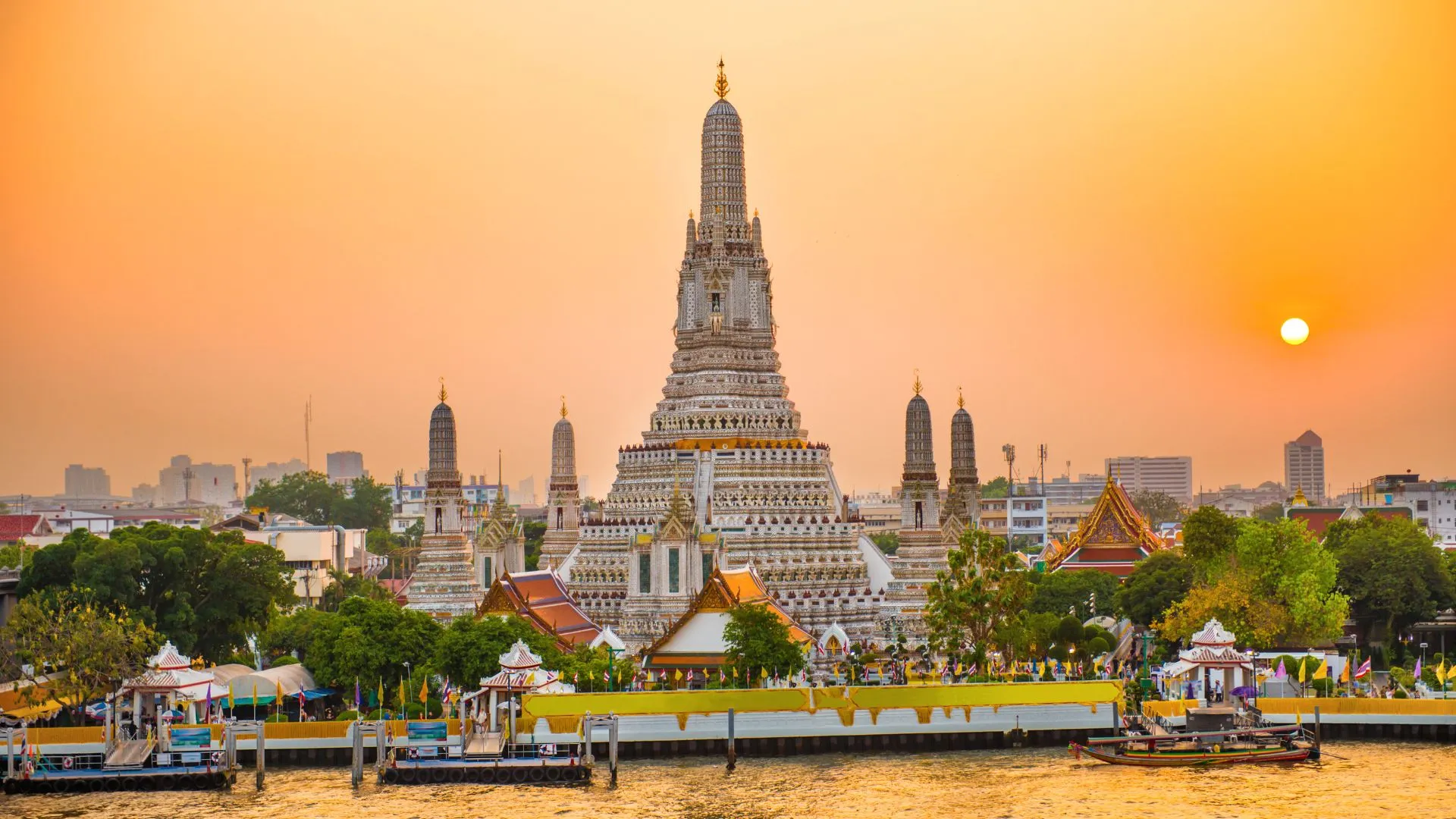 Wat Arun Temple in Bangkok Thailand