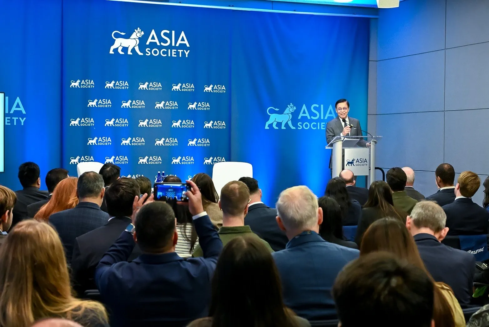 Sihasak Phuangketkeow delivers a keynote address on ASEAN at Asia Society in New York.